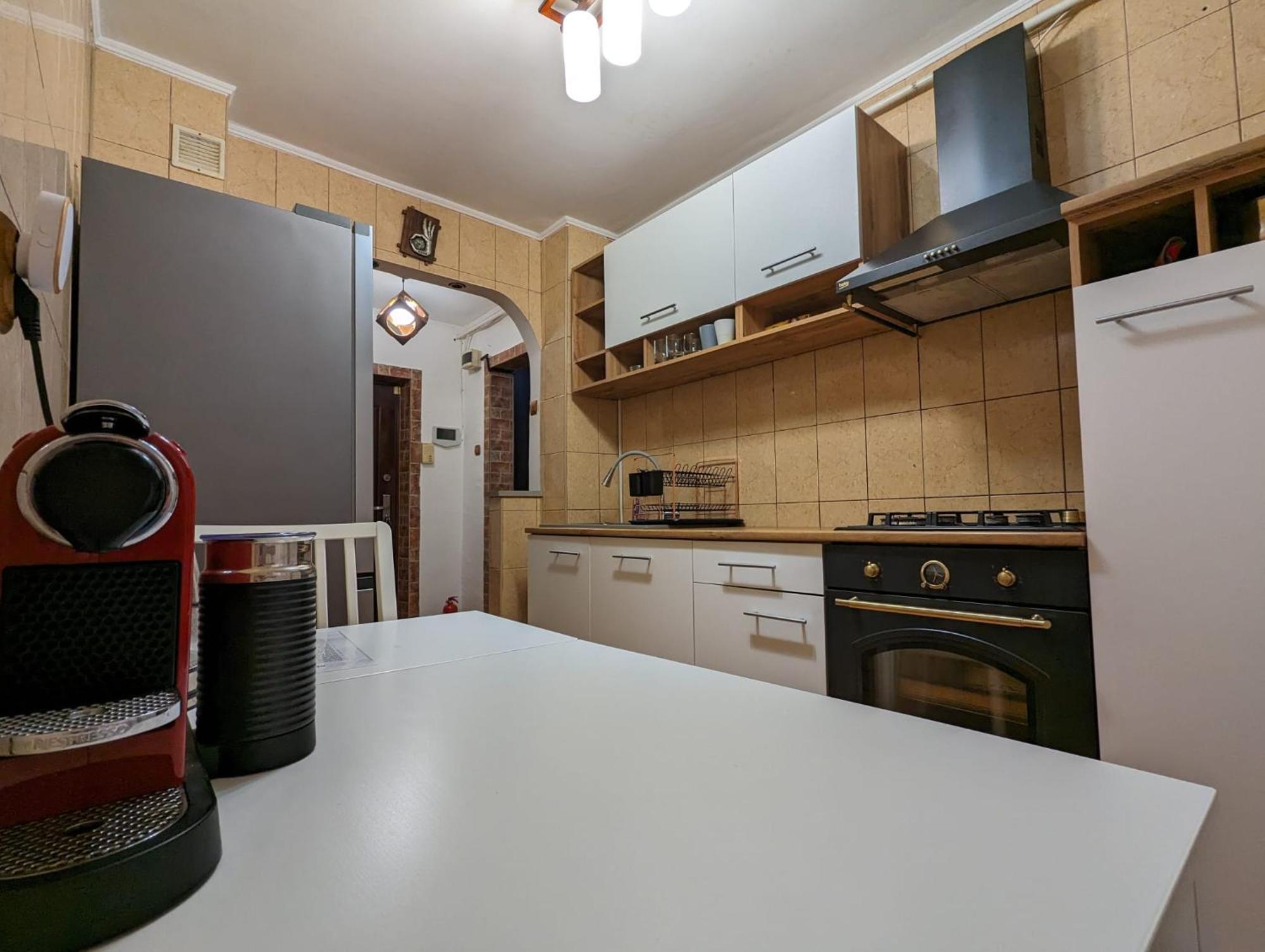Modern Oasis With A Cozy Fireplace Your Stylish Apartment Minutes From Downtown Bucharest Exterior photo